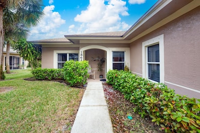 1864 S Dovetail Dr unit A1, Fort Pierce, FL 34982 - photo 5