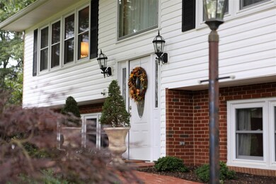 356 Hermitage Rd, Staunton, VA 24401 - photo 4