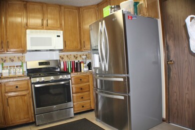 3216 La Vista Ave, Bay City, TX 77414 - photo 6