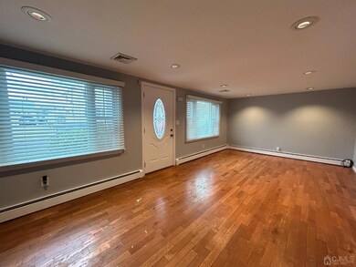 62 Beech St, Fords, NJ 08863 - photo 2