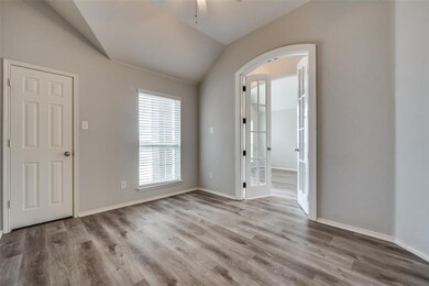 909 Stoneway Dr, Denton, TX 76210 - photo 7