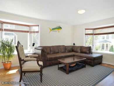 22 Miles Ave unit 16, Providence, RI 02906 - photo 2