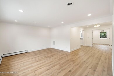 119 Castleton Dr, Toms River, NJ 08757 - photo 4