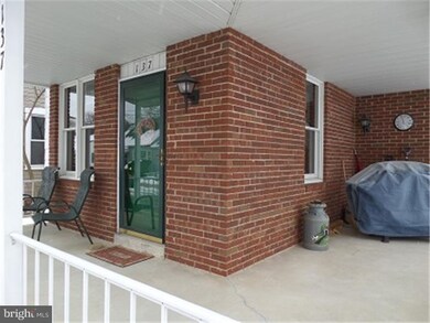 137 E Spring St, Bechtelsville, PA 19505 - photo 2