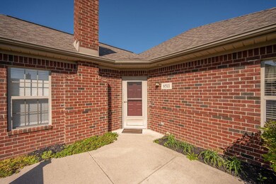 8511 Stonewoods Lane-7