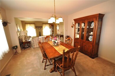 6955 Hearth Ln, Macungie, PA 18062 - photo 3
