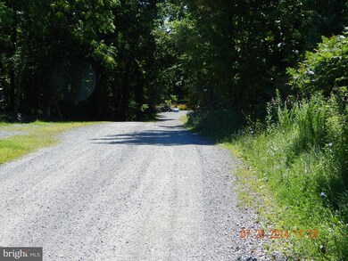 Rr 1 unit 1001181389, Kearneysville, WV 25430 - photo 3