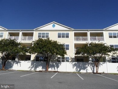 30413 Cedar Neck Rd unit 207, Ocean View, DE 19970 - photo 2