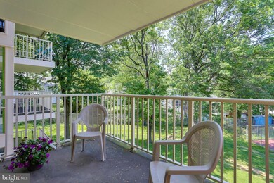 2610 Indian Dr unit 38, Alexandria, VA 22303 - photo 2