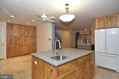 12908 Acorn Hollow Ln, Silver Spring, MD 20906 - photo 7