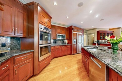 34 High Ridge Cir, Franklin, MA 02038 - photo 4