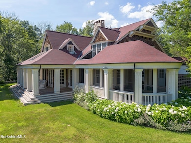 662 Brewer Hill Rd, New Marlborough, MA 01230 - photo 4