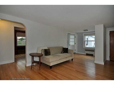 35 Winthrop St, Riverside, RI 02915 - photo 3