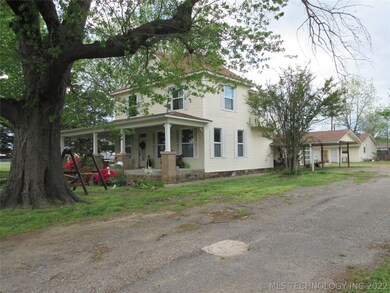 101 Jefferson Ave, Eufaula, OK 74432 - photo 7