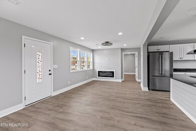005-608HilltopDrive-Morristown-TN-37814-