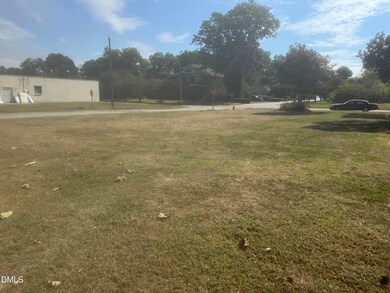 311 N Wilson Ave, Dunn, NC 28334 - photo 4