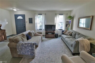 5220 Pennsylvania St, Whitehall, PA 18052 - photo 4