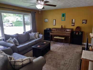 21 N Barrett St, Niles, MI 49120 - photo 7