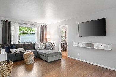 245 N Elmer St, Griffith, IN 46319 - photo 4