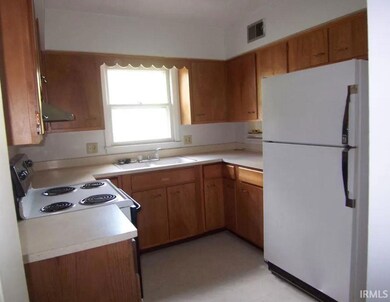 106 E Pine Ave, West Lafayette, IN 47906 - photo 3