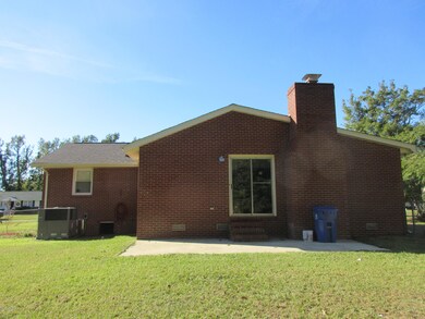 1030 Decatur Rd, Jacksonville, NC 28540 - photo 4