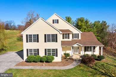 1624 Pondview Dr, Winchester, VA 22601 - photo 2