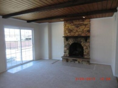 9015 Cottage Grove Place, Highland, IN 46322 - photo 6