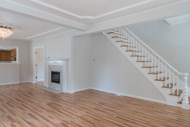 124 Myrtle St, Indian Orchard, MA 01151 - photo 2
