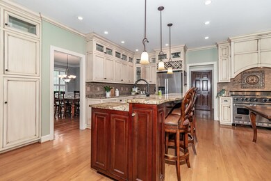 28-web-or-mls-4136 KNOLLCREST CIR N. (c)--
