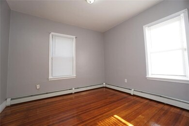 102 Sterry St unit 1, Pawtucket, RI 02860 - photo 4