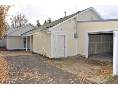 10781 Main St NE, Donald, OR 97020 - photo 5