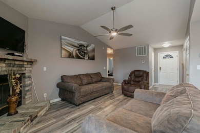 130 Pickett Ridge Ct, Kirbyville, MO 65679 - photo 7