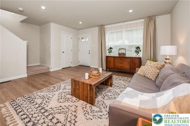 2708 Barnes Ct, Allentown, PA 18103 - photo 3