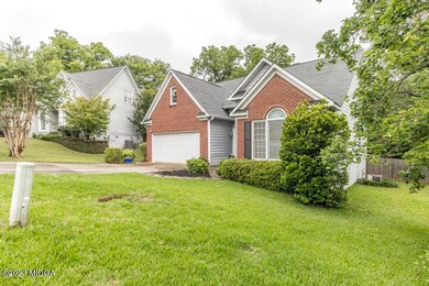 136 Brieghton Ct 4