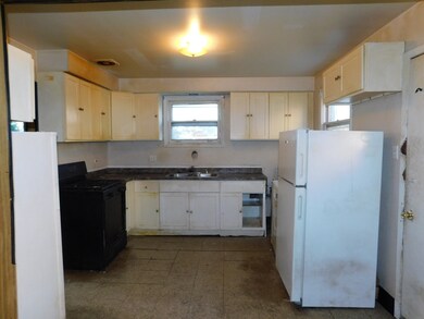 unlisted-address, Blue Island, IL 60406 - photo 7