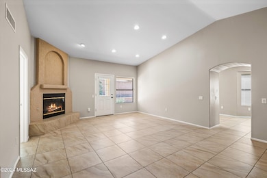08-Living Area