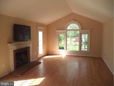 271 Deer Mountain Dr, Harpers Ferry, WV 25425 - photo 3