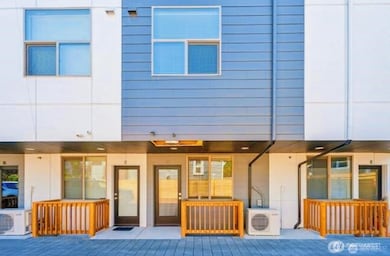 604 NW 77th St unit D, Seattle, WA 98117 - photo 6