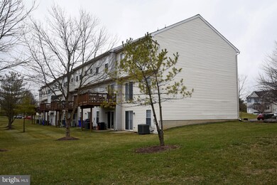 5799 Rock Spray Ct, Frederick, MD 21703 - photo 3