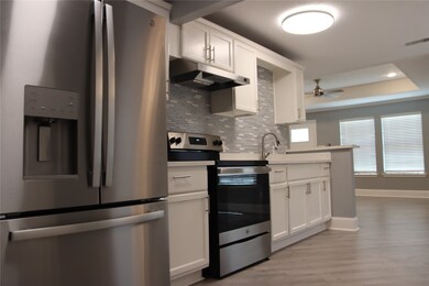 4106 Delhi St, Houston, TX 77022 - photo 7