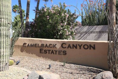 Camelback Mountain 85018 Community Sign