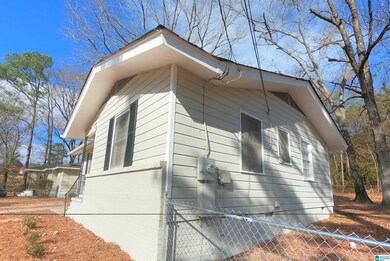 108 16th Terrace NE, Center Point, AL 35215 - photo 4