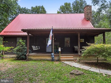 332 Deerwood Ln, Berkeley Springs, WV 25411 - photo 4