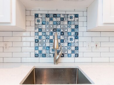 17 Wyvern St unit 1, Roslindale, MA 02131 - photo 6