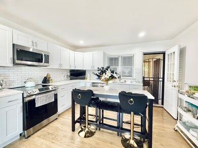 Top-Shelf Finishings & Appliances