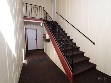3730 Core Ct_004_Entryway_KHP