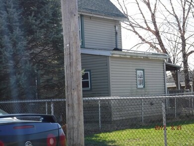 529 Thompson St, Marion, OH 43302 - photo 2