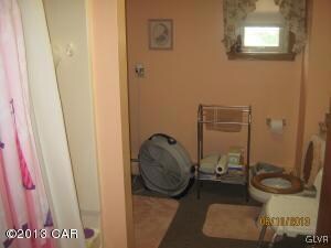 512 North St, Jim Thorpe, PA 18229 - photo 6