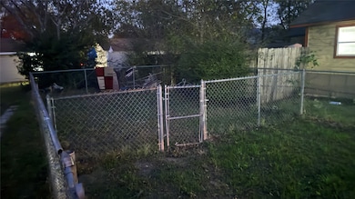 740 W College St, Stephenville, TX 76401 - photo 4