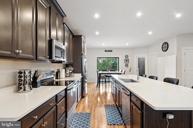 13506 Innovation Station Loop unit 2B, Herndon, VA 20171 - photo 7